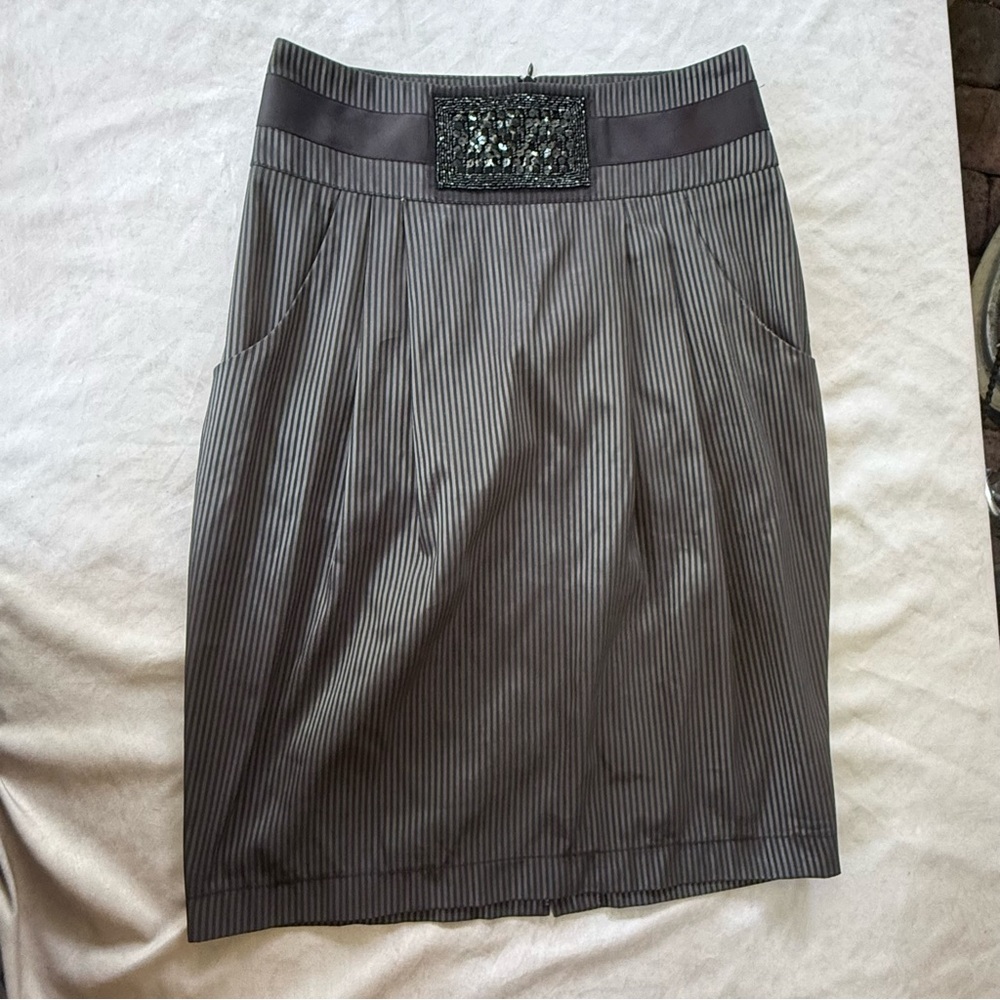 Elegant Gray Pinstripe Skirt